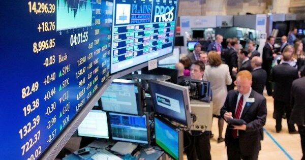 Khối ngoại bán ròng hơn 1.100 tỷ đồng cổ phiếu Sacombank