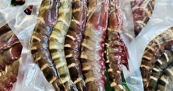 Mực, tôm tăng giá mạnh trước Tết