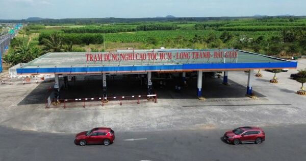 11 điểm đổ xăng thay thế các trạm đóng cửa trên cao tốc Long Thành - Dầu Giây