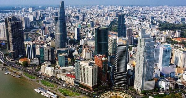 Bất động sản 2026: Rời 'xương sống' ngân hàng, tìm vốn trên sàn