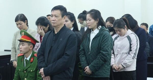 VKS buộc hai 'trùm' buôn lậu 546 kg vàng nộp lại 1.200 tỷ đồng