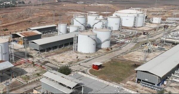 Giá dầu thô có thể có nhiều biến động trong năm 2026