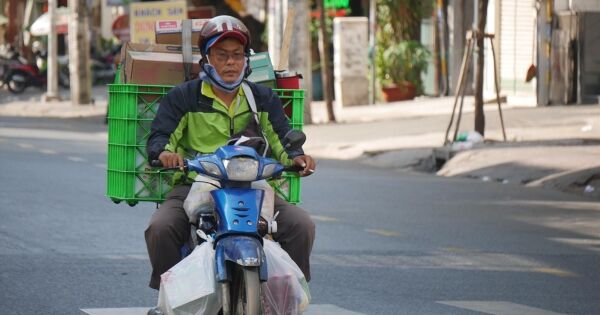 Viettel Post, GHN, J&T Express… chốt lịch nghỉ Tết: Dân kinh doanh online xoay sở đẩy đơn trước giờ G