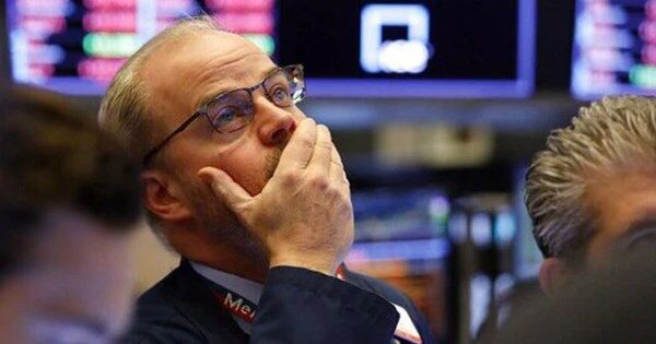 Khối ngoại bán ròng hơn 900 tỷ phiên VN-Index bốc hơi 27 điểm