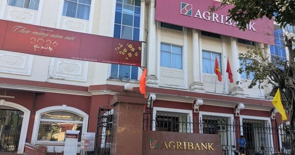 'Ông lớn' Agribank tiếp tục tăng lãi suất tiết kiệm, cao nhất nhóm Big4