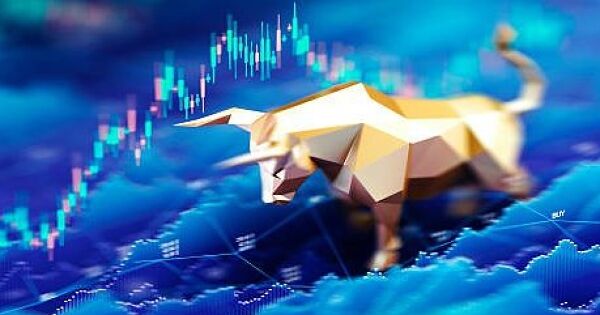 Sắc xanh lan toả, VN-Index tăng gần 33 điểm, áp sát 1.710