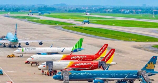 Giá vé máy bay sắp tăng 'chóng mặt' do hàng không phụ thu phí nhiên liệu?