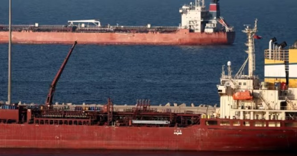 Iran rải thuỷ lôi, eo biển Hormuz hoá 'thung lũng tử thần' khiến mỗi ngày 15 triệu thùng dầu thô mắc kẹt