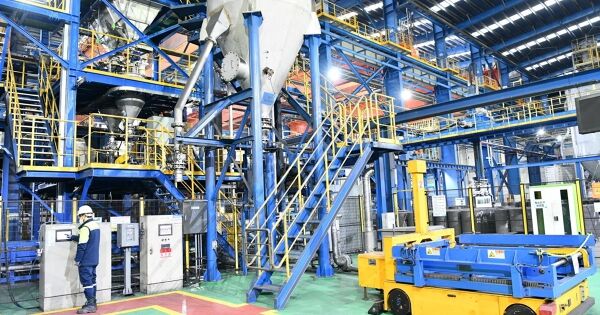 Ký hợp đồng lịch sử với hãng xe điện giấu tên, 'ông lớn' Hàn Quốc rót gần 6.700 tỷ vào Việt Nam xây nhà máy