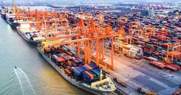 Tính đến 15/3, Việt Nam nhập siêu hơn 3,5 tỷ USD