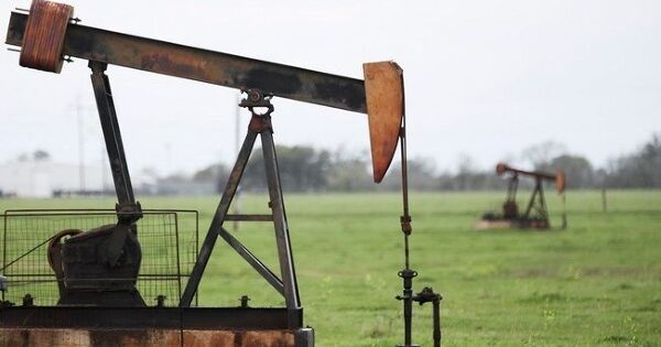 Các nước châu Á chạy đua tìm nguồn cung dầu thay thế