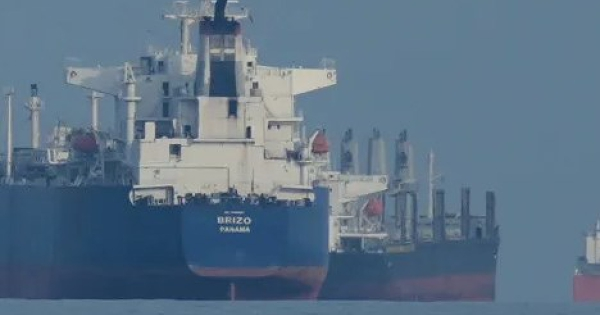 Nguồn cung một loại khí, mắt xích quan trọng của ngành bán dẫn, 'đứt gãy' vì căng thẳng Trung Đông