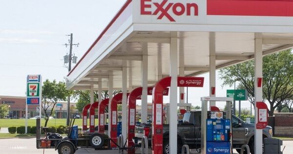 Xung đột tại Trung Đông: Khi thế giới phải 'thắt lưng buộc bụng' về năng lượng