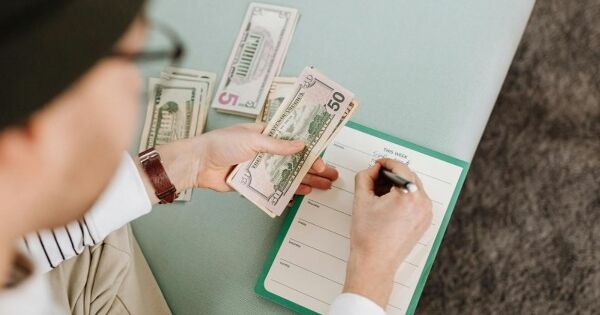 7 sai lầm phổ biến khi quản lý tiền mà ai cũng mắc phải: Nhận ra sớm để tránh 'mất kiểm soát' tài chính