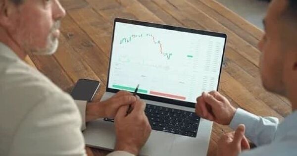 Nhận định thị trường chứng khoán 5/3: Hướng tới vùng kháng cự 1.840 điểm