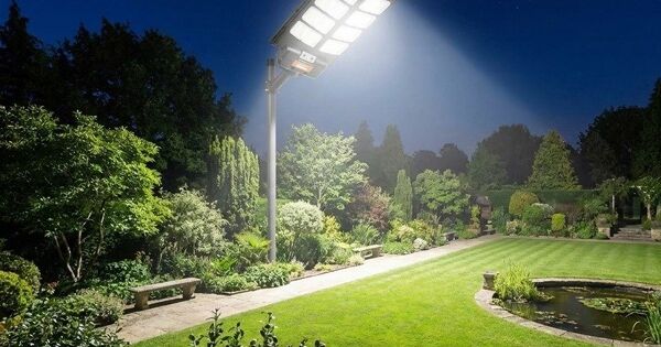 Giải pháp 'thắp sáng 0 đồng': Xu hướng tối ưu chi phí vận hành từ đèn năng lượng mặt trời