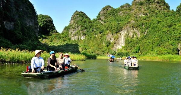 Du lịch tăng trưởng ấn tượng, Việt Nam đón gần 4,7 triệu lượt khách quốc tế