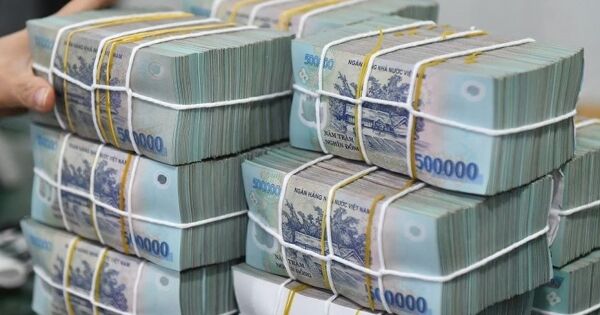 Eximbank tiếp tục đứng ngoài cuộc đua lãi suất huy động