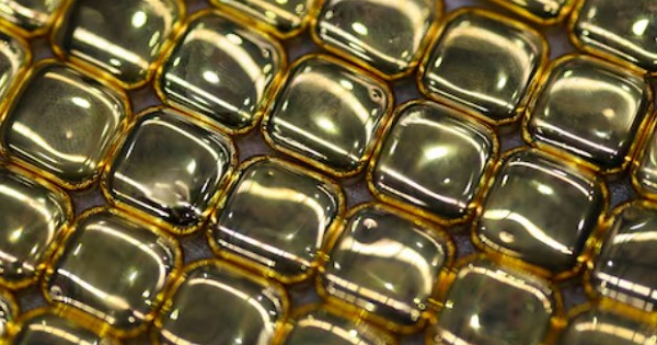 Giá vàng hôm nay 10/4: Vàng SJC và vàng nhẫn bất ngờ bật tăng tới 1,5 triệu đồng/lượng