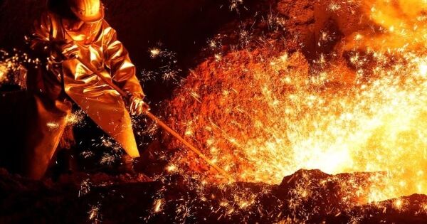 Châu Âu tăng gấp đôi thuế nhập khẩu thép vượt hạn ngạch