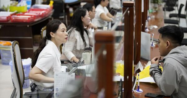 Cải cách tiền lương phù hợp mô hình chính quyền địa phương 2 cấp