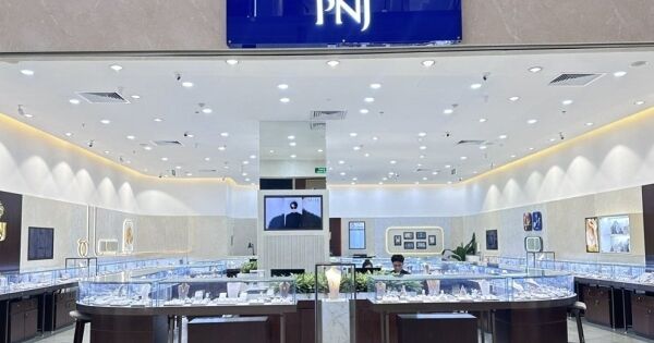 Lợi nhuận PNJ tiếp tục leo đỉnh, vàng 24K chiếm gần nửa cơ cấu doanh thu