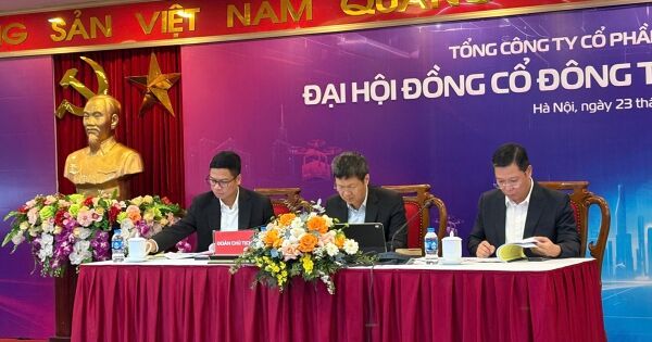 [LIVE] ĐHĐCĐ Viettel Post: Đặt mục tiêu lợi nhuận 2026 giảm nhẹ vì thị trường cạnh tranh, tặng cổ đông voucher 500k của Chợ Giao Nhanh