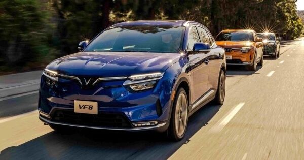 Cổ phiếu tăng vọt 11% sau một đêm, vốn hoá VinFast vượt 10 tỷ USD