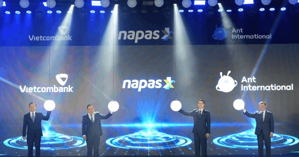 NAPAS bắt tay Ant Group triển khai thanh toán hai chiều Việt - Trung bằng QR Code