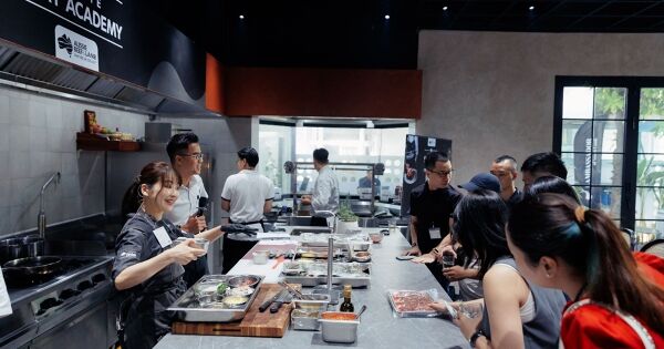 Aussie Meat Academy (AMA): Hành Trình đưa Phần Cắt Thứ Cấp từ Bò Wagyu & Cừu Úc - 'Viên Ngọc Thô' từ đồng cỏ Úc Đến Bàn Ăn Việt