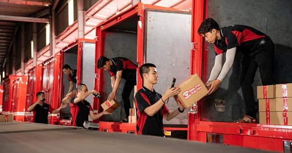 Sếp Viettel Post: 70% hàng hoá trên Shopee, Tiktok Shop là từ Trung Quốc