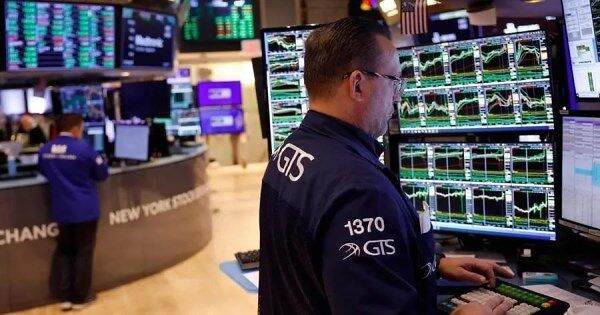 Khối ngoại bán ròng gần 4.300 tỷ đồng tuần VN-Index lập đỉnh mới, đâu là tâm điểm?