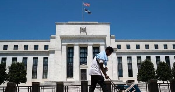 Fed: Rủi ro địa chính trị và cú sốc giá dầu là những mối lo hàng đầu