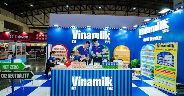 Vinamilk: Biên lợi nhuận gộp có thể sẽ giảm nhẹ trong các quý tới do áp lực giá nguyên liệu gia tăng