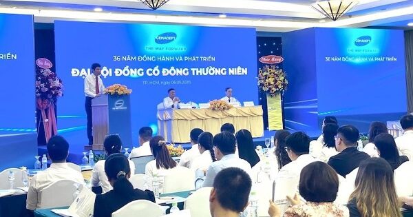 [LIVE] ĐHĐCĐ Gemadept: Chia cổ tức 22%, thưởng cổ phiếu 50%, mục tiêu lợi nhuận 2.800 tỷ đồng