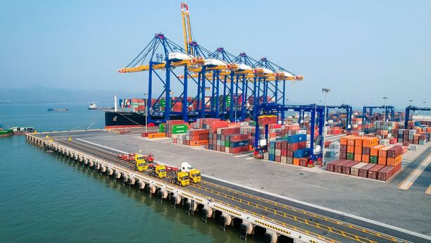 Tâm điểm Thị trường 03/06/2025  - Sản lượng container thông quan